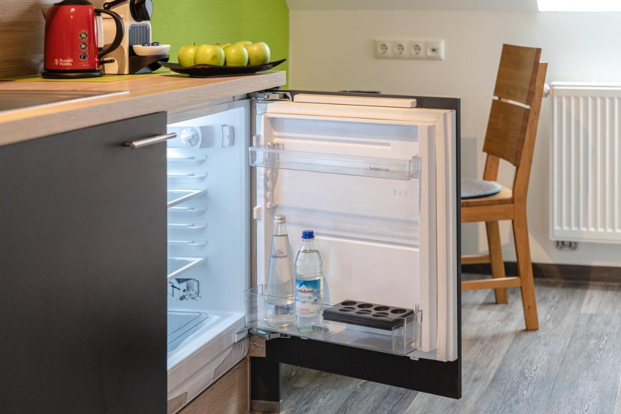 Wemding Schieners Hotel & Apfelhof Apartments מראה חיצוני תמונה