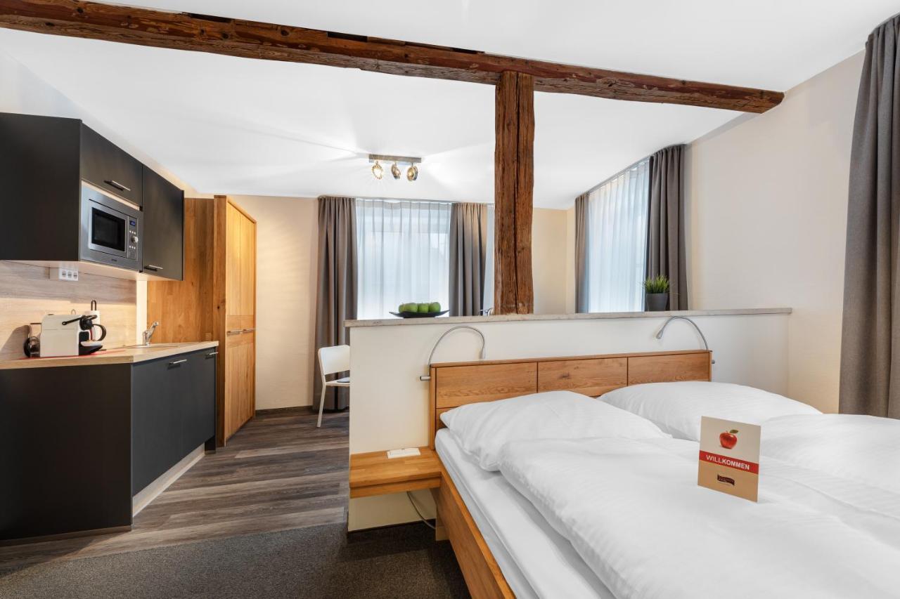 Wemding Schieners Hotel & Apfelhof Apartments מראה חיצוני תמונה