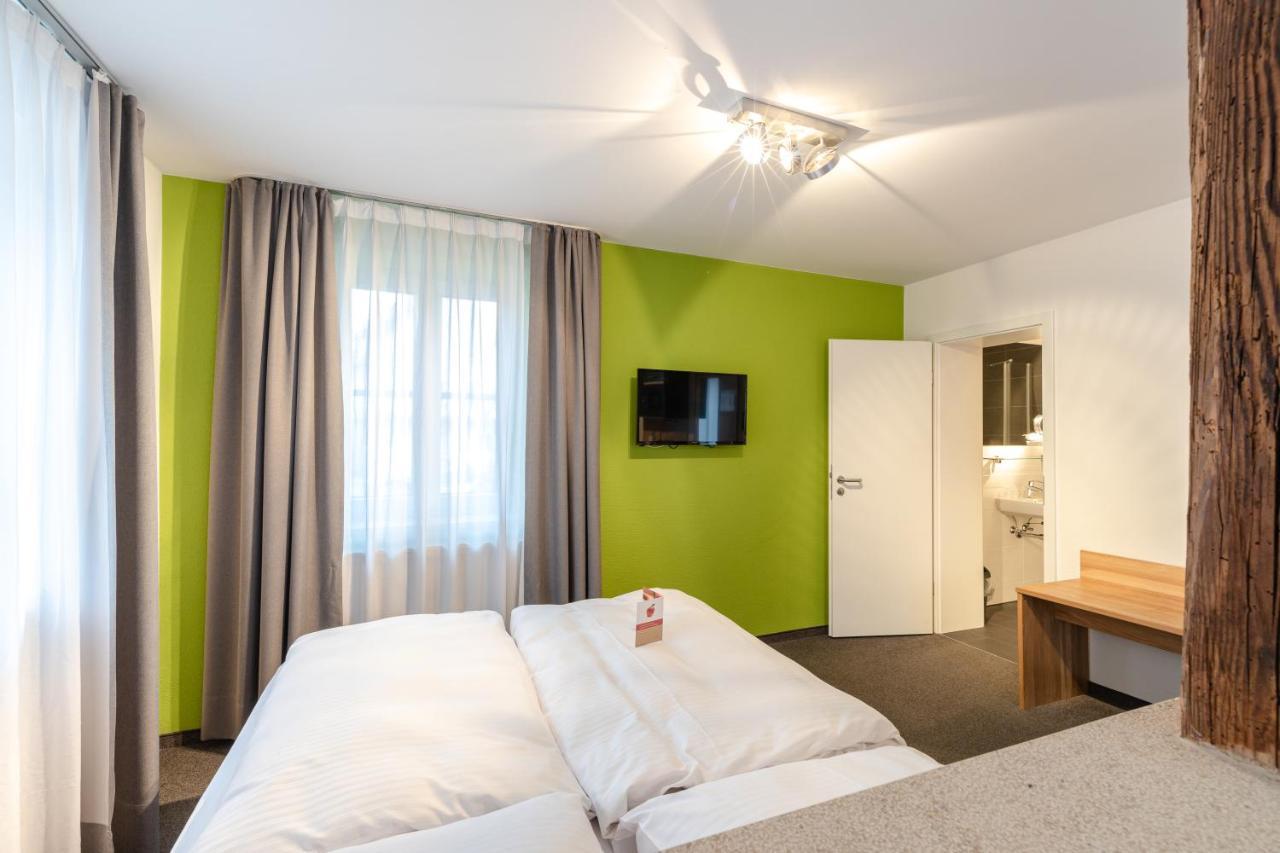 Wemding Schieners Hotel & Apfelhof Apartments מראה חיצוני תמונה